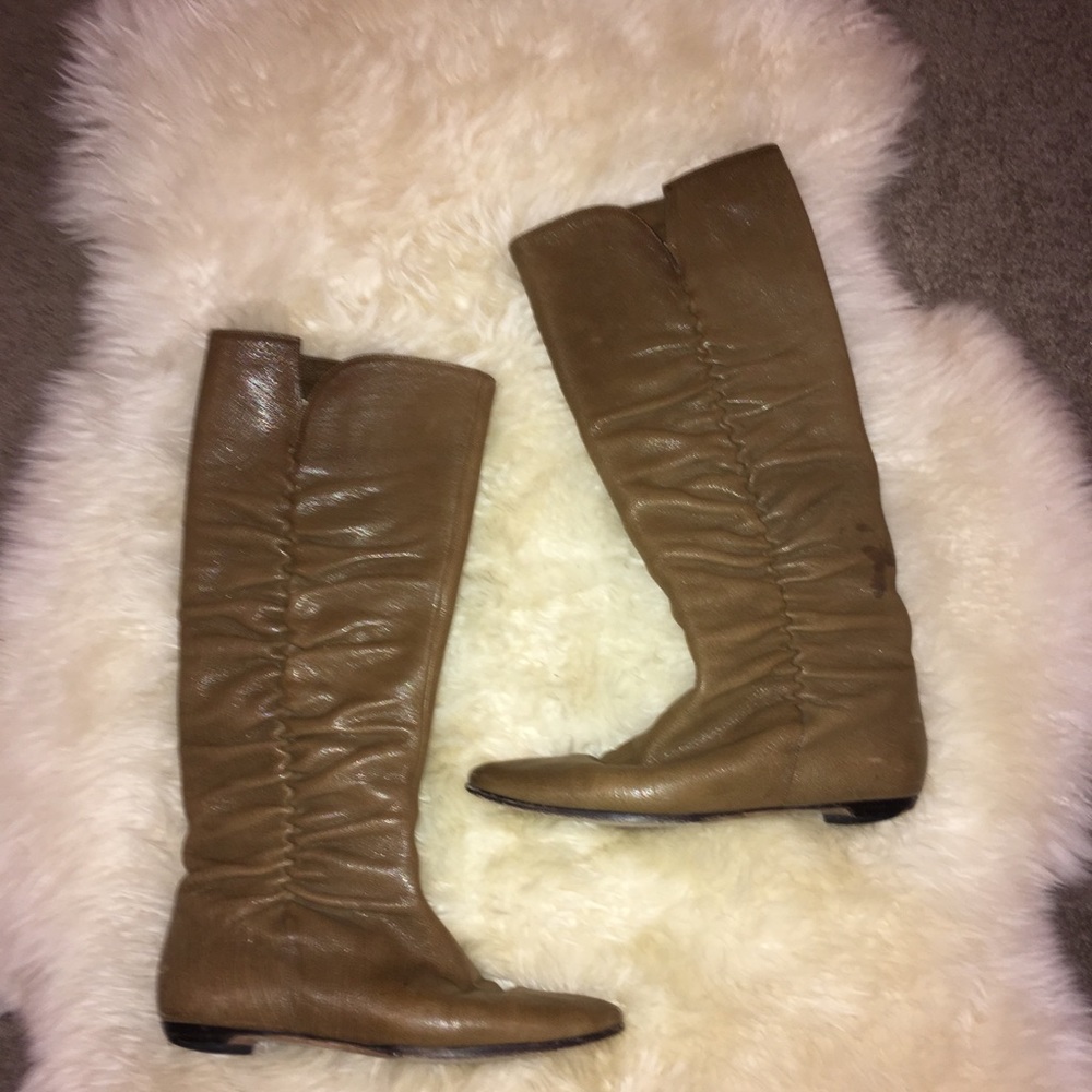 Jimmy Choo Boots Offers welcome!